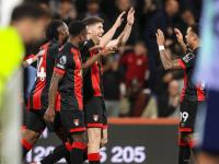 九游体育在线登录-包含切尔西欲力保前四，蓝军将对阵伯恩茅斯展开争夺的词条