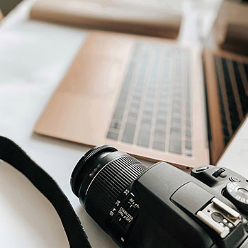 防守反击成重要战术，团队默契成关键