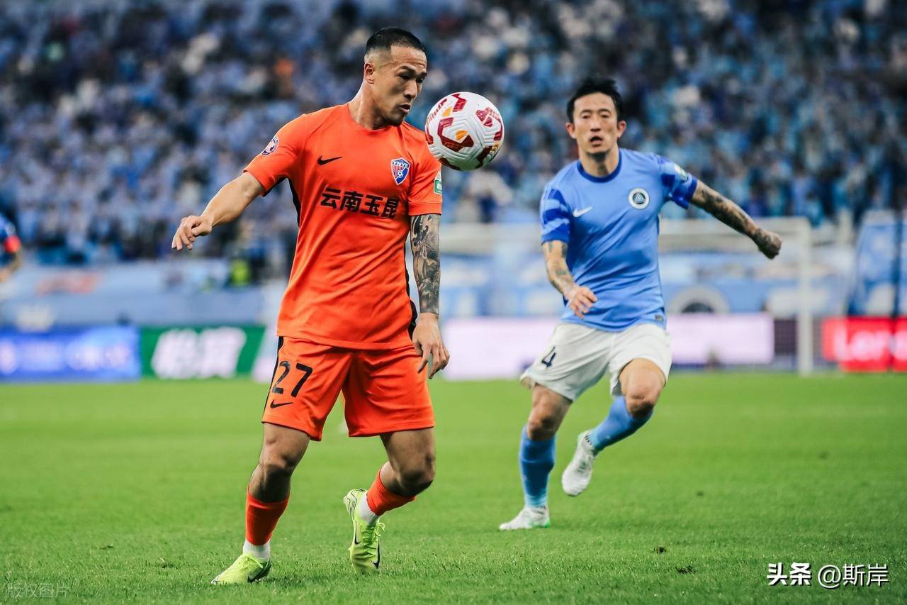 球队士气高昂,备战下轮强队对决 球队士气高昂,备战下轮强队对决