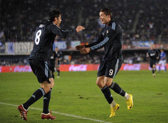 赫雷斯客场遭遇逆转，惜败对手