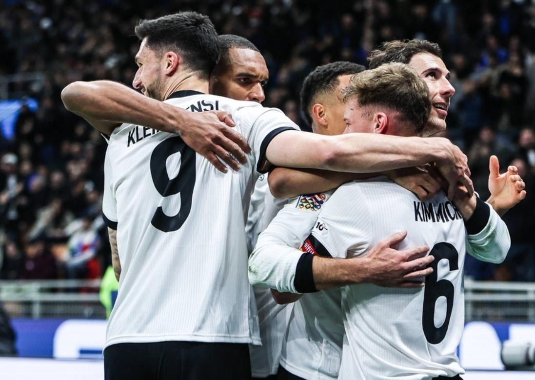 关于意大利遭遇惊险逆转,晋级前景仍未确定的信息 关于意大利遭遇惊险逆转,晋级前景仍未确定的信息