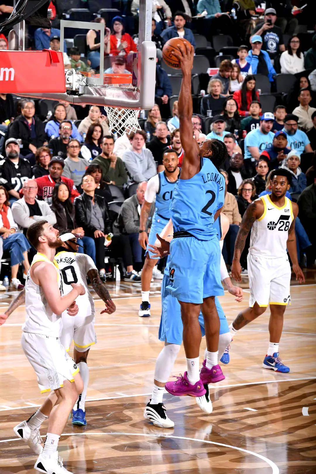 关于爵士主场险胜快船,实现逆转的信息 关于爵士主场险胜快船,实现逆转的信息