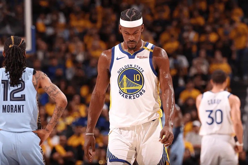 灰熊险胜尼克斯，守住胜利