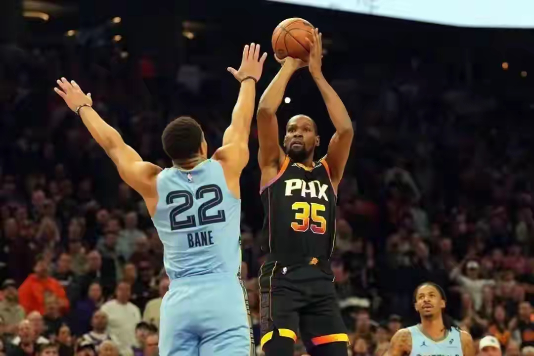 灰熊险胜尼克斯，守住胜利