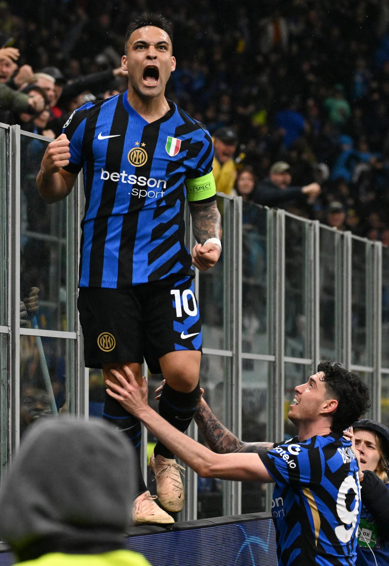 关于AC米兰欧冠晋级之路：坎坷但不失信心的信息