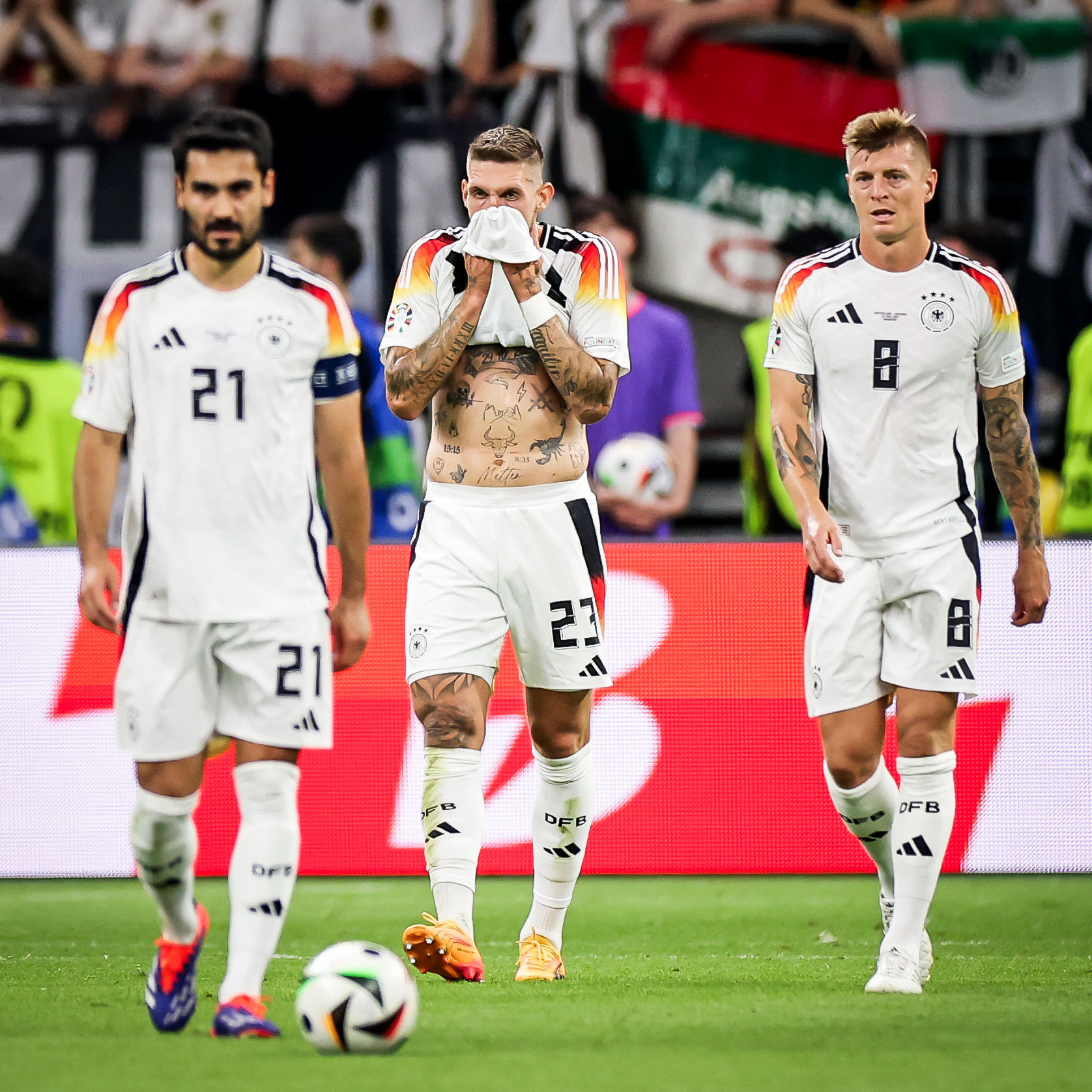 包含瑞士客场不敌爱尔兰,小组出线压力加大的词条 包含瑞士客场不敌爱尔兰,小组出线压力加大的词条