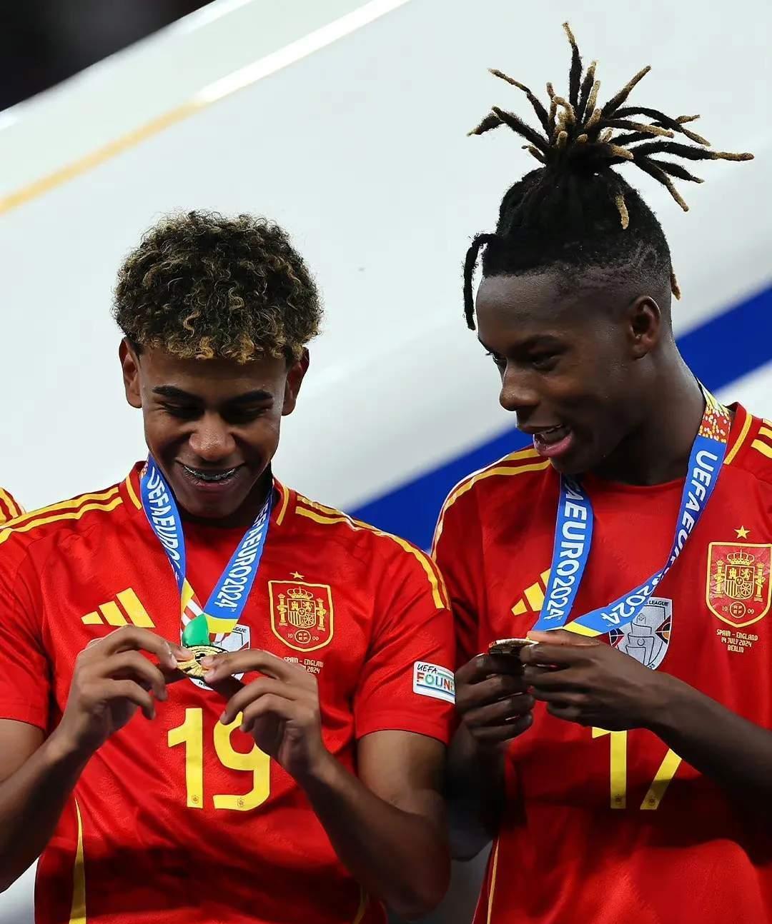 西班牙国家队赢球,主力表现神勇 西班牙国家队赢球,主力表现神勇